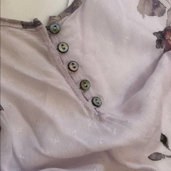 Out From Under romper 🌸 - Picture 3 of 6